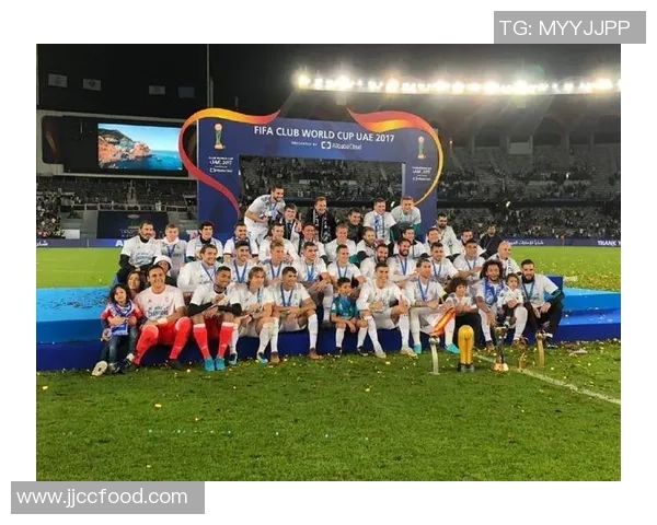 皇马出场阵容解析与战术分析助力球队争夺冠军荣耀