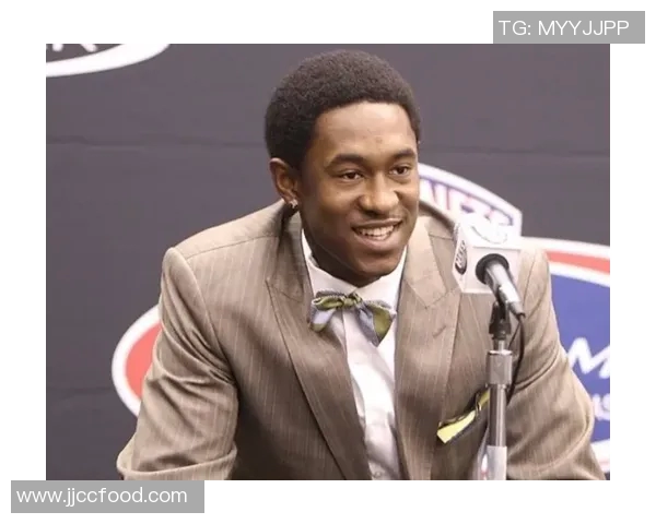 马尚布鲁克斯的篮球之路与职业生涯中的辉煌成就与挑战