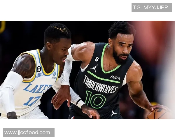 埃门主场迎战兹沃勒全力争胜双方球员状态分析与比赛前瞻 埃门主场迎战兹沃勒全力争胜双方球员状态分析与比赛前瞻